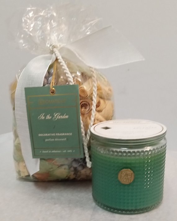 In The Garden Candle and Potpourri