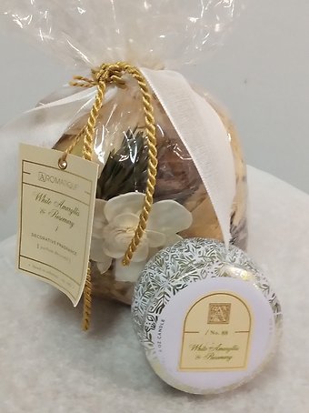 White Amaryllis and Rosemary Candle and Potpourri